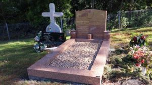gravestones gold coast