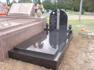 headstones and gravestones