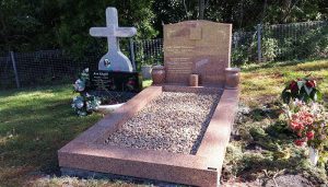 gravestones gold coast